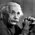 Le garnd savant Albert Einstein qui parle notamment du vide qui semble contenir d'infinies possibilités.